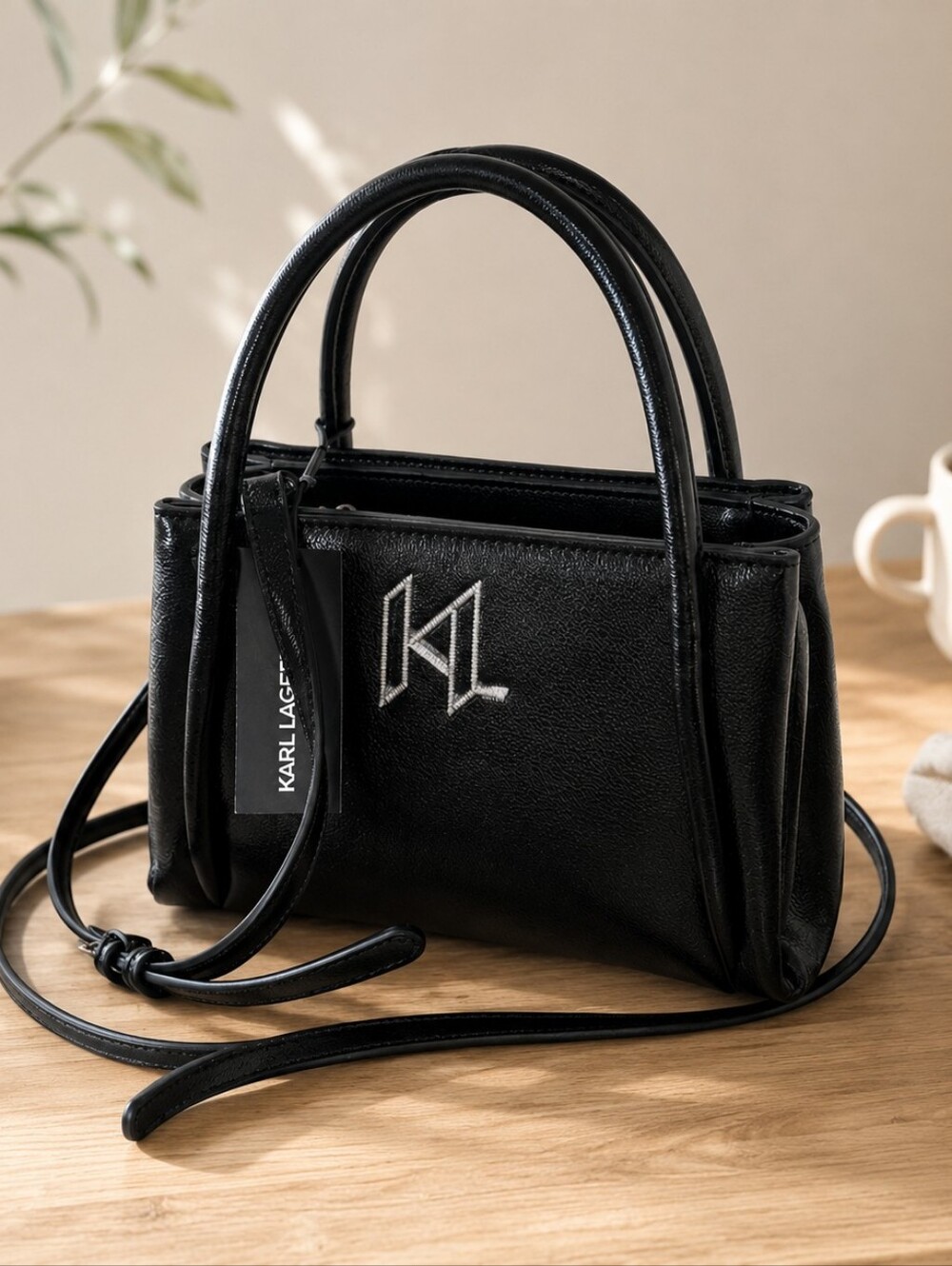 KARL LAGERFER WOMEN'S CROSSBODY BAG